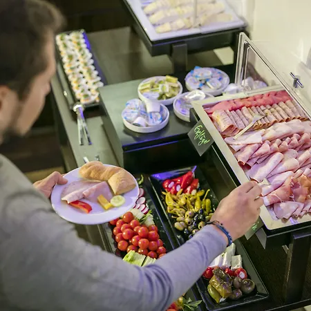 Arcotel Velvet Hotell 4*